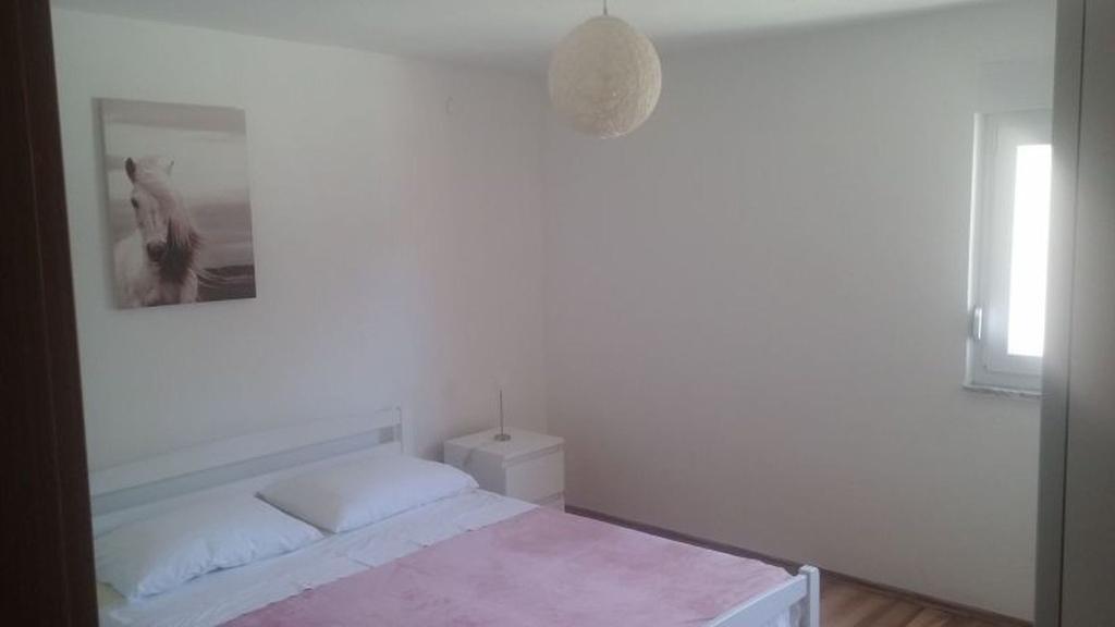 Apartments Andelic スベティ・フィリップ・イ・ヤコブ エクステリア 写真
