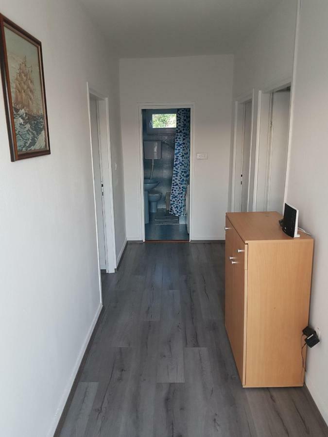Apartments Andelic スベティ・フィリップ・イ・ヤコブ エクステリア 写真